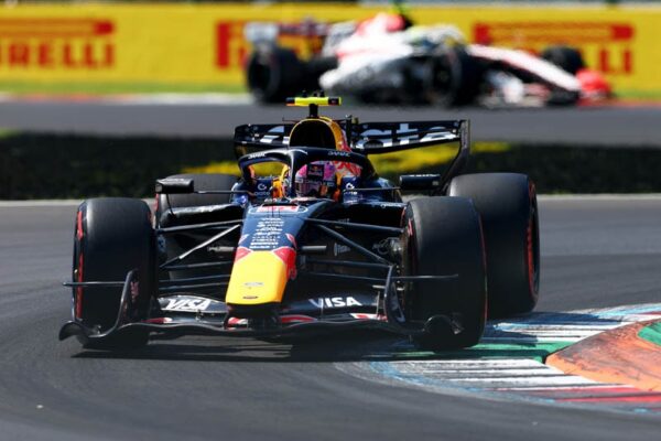 Une monoplace Red Bull en piste pendant les essais libres du Grand Prix d’Italie.