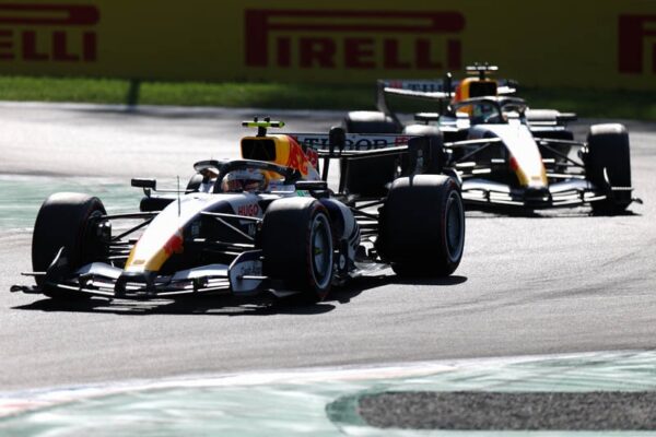 Une monoplace Racing Bulls en piste lors du Grand Prix d’Italie à Monza.