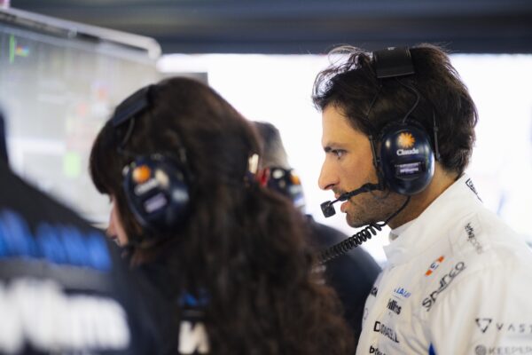 Carlos Sainz à Monza, où il a commenté le nouveau circuit Madring.