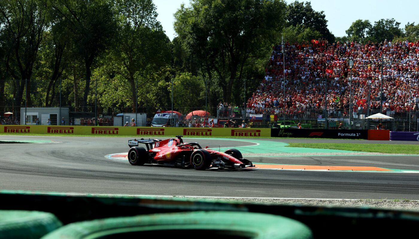 Charles Leclerc au volant de sa Ferrari lors du Grand Prix d’Italie à Monza.