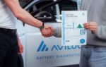 Le contrôle porte sur l'état de santé de la batterie d'une voiture électrique d'occasion.