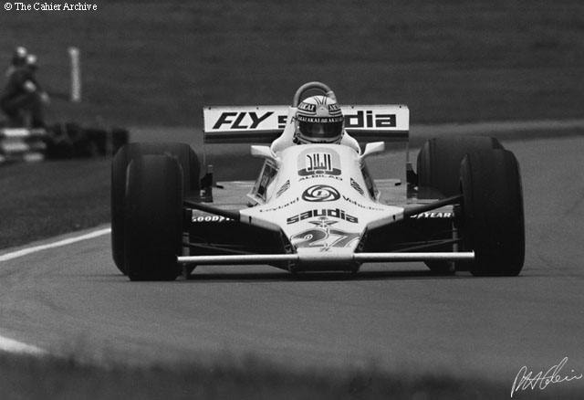 La Williams FW48 blanche, verte et bleu marine dévoilée pour le Grand Prix d’Espagne à Madrid.
