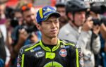 Ai Ogura sur sa moto en piste lors d’un Grand Prix.