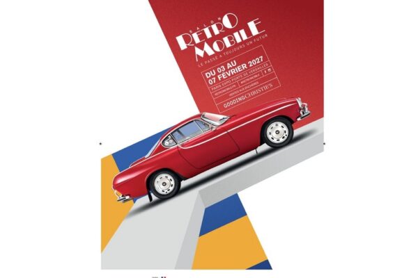 La Volvo P1800S de 1966 d’Irv Gordon, modèle vedette du centenaire de Volvo à Paris.