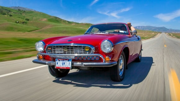 Cette Volvo P1800S de 1966 est animée par un moteur 1.8 de 115 ch et peut filer à 175 km/h. © Volvo