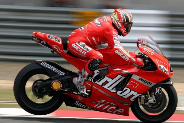 Loris Capirossi dans le paddock du MotoGP avant son intronisation à Misano.