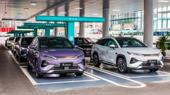 BYD mise sur l'export face au ralentissement de son marché intérieur.