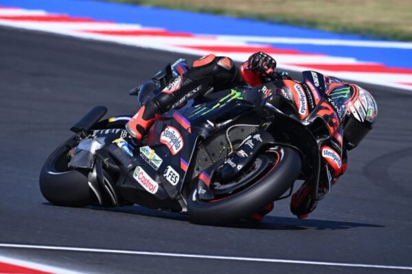Des pilotes MotoGP en piste sur le circuit de Misano lors du Grand Prix de Saint-Marin.