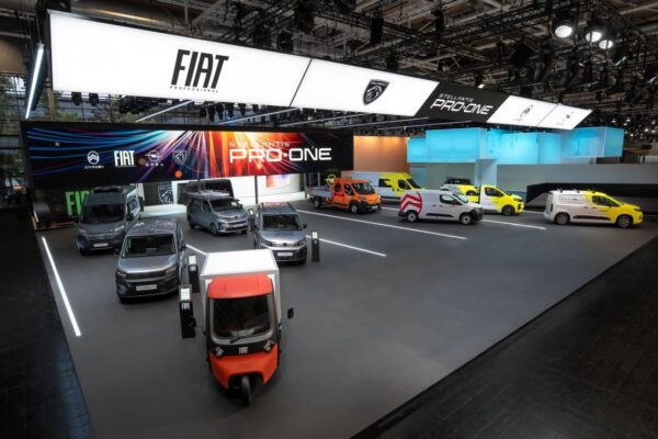 Le nouvel utilitaire compact de Stellantis présenté au salon IAA de Hanovre.