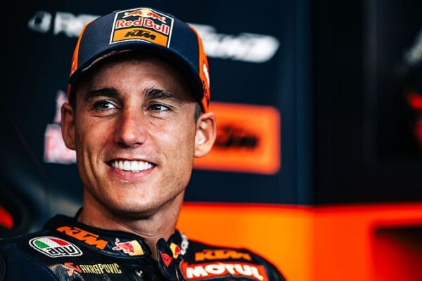Pol Espargaro au guidon de la KTM de l’équipe Tech3 lors d’un week-end de MotoGP.