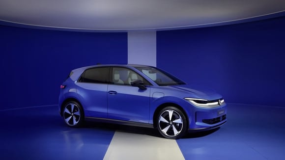 La nouvelle Volkswagen ID. Polo proposera de la charge rapide sur toutes les versions. Deux batteries et trois niveaux de puissance seront disponibles au lancement.