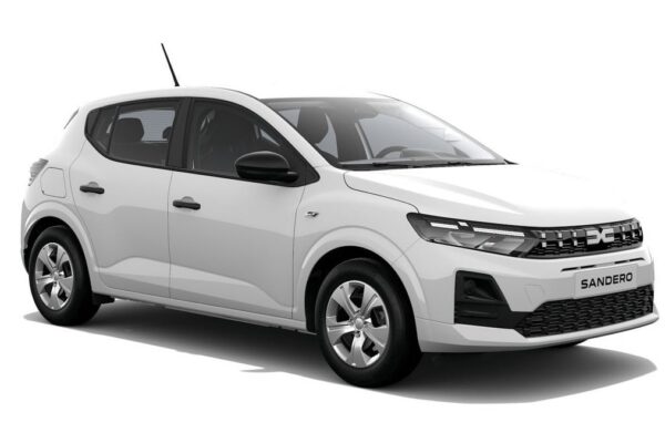 Une Dacia Sandero photographiée de trois quarts.