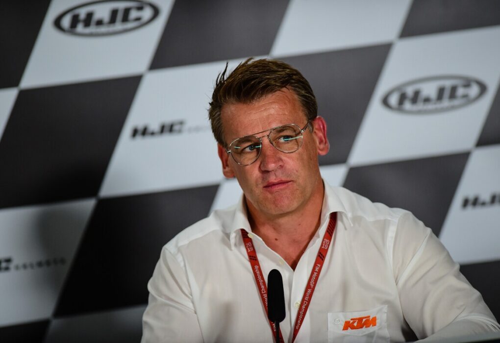 Pedro Acosta au guidon de la KTM MotoGP.