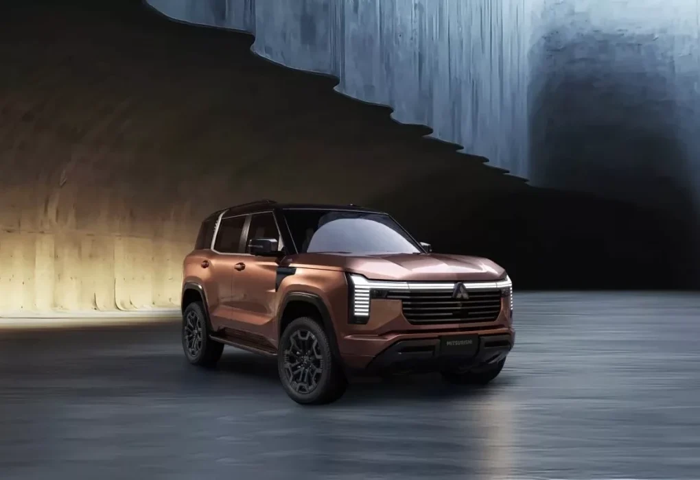 Le Mitsubishi Pajero 2027 présenté dans sa nouvelle configuration de grand 4x4 à sept places.