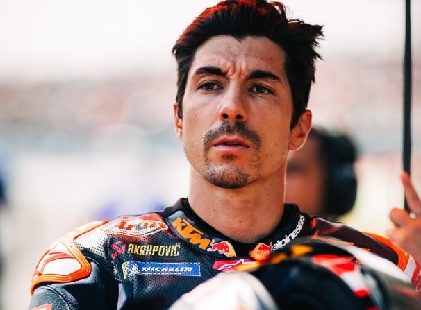 Maverick Viñales au guidon de sa KTM de MotoGP.