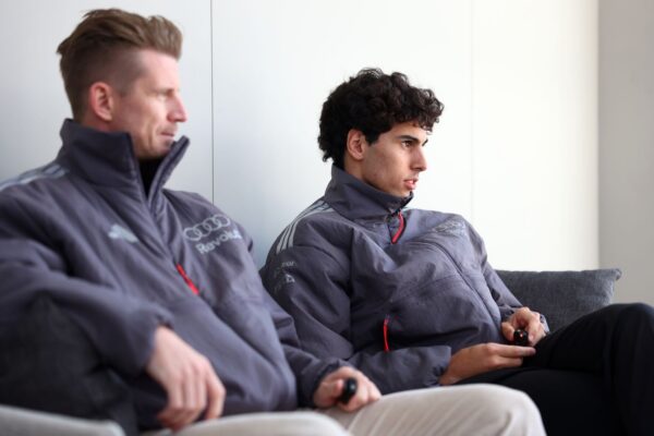 Nico Hulkenberg et Gabriel Bortoleto, pilotes de l'écurie Audi en Formule 1.