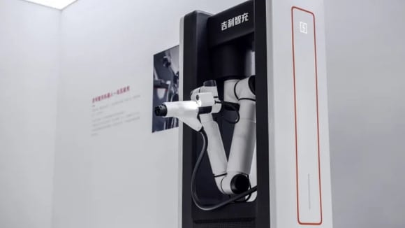 La borne Smart Charging de Geely est présentée comme la plus puissante du marché.