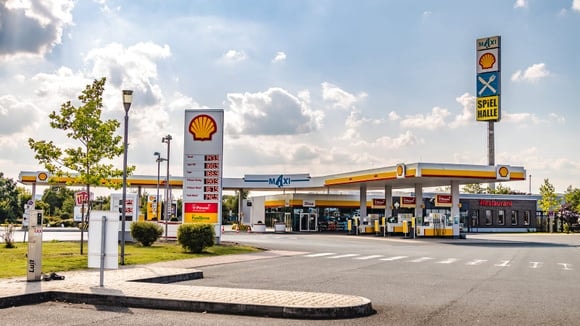 Dès le 1er octobre, les prix à la pompe vont baisser de 17 centimes en Allemagne.