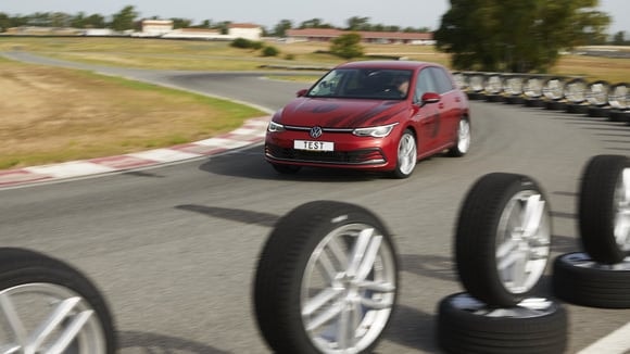 Le pneu 4 saisons grignote toujours plus en France