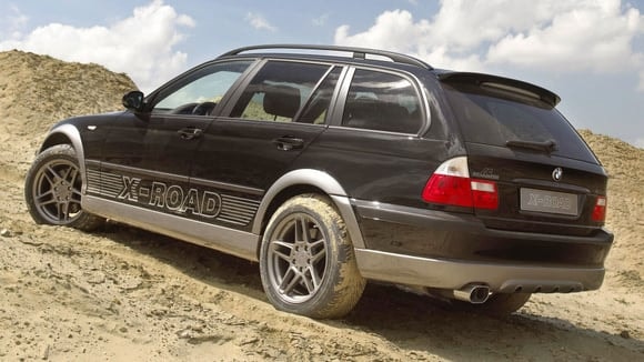 AC Schnitzer X-Road transformée à partir d'une BMW Série 3 E46, dans l'esprit des Audi Allroad.