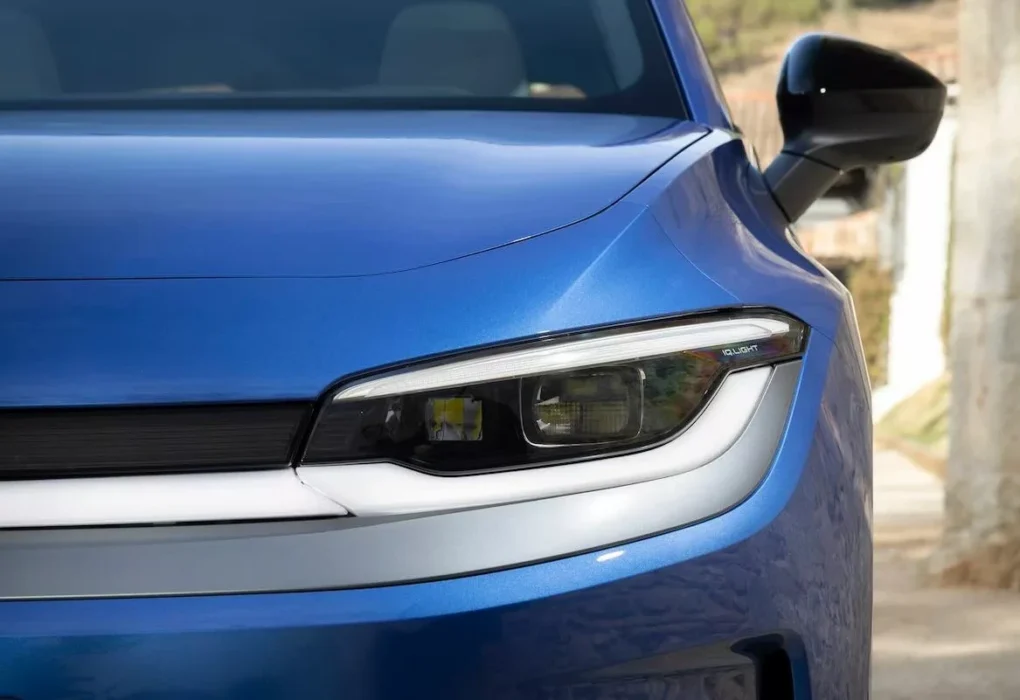 La Volkswagen ID. Polo, petite voiture électrique de la marque.