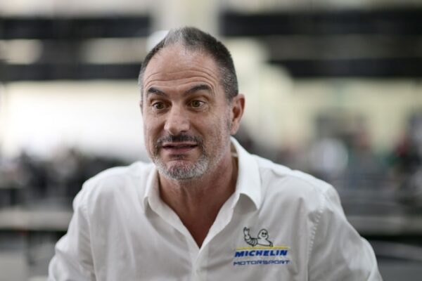 Une Ducati de MotoGP en piste lors d'un Grand Prix.