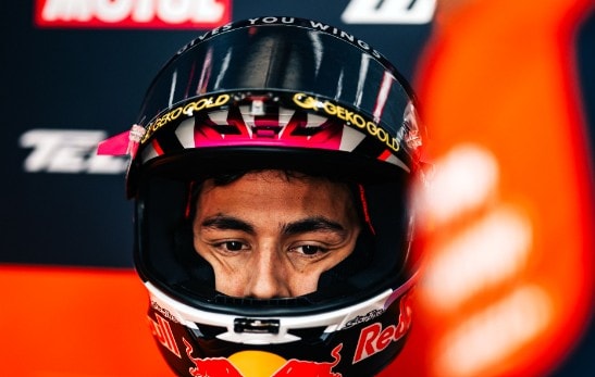 Enea Bastianini au guidon de sa KTM lors du GP du Japon à Motegi.