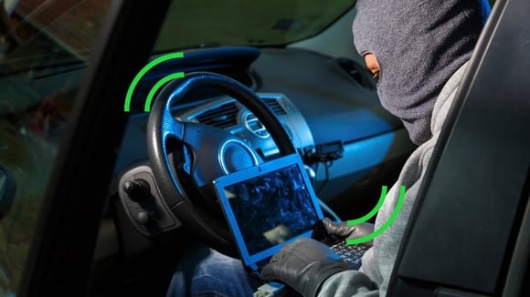 Le piratage nécessitait un accès physique au véhicule.
