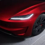 La Tesla Model 3 passe à 16 pouces, la Performance à 528 ch