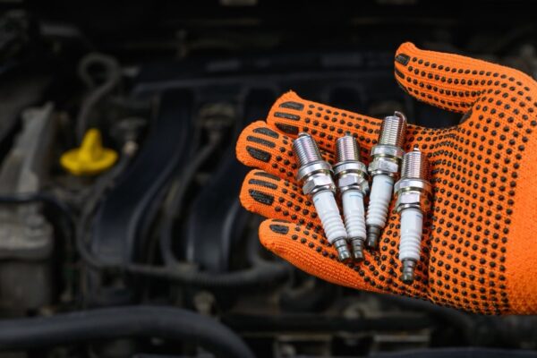 Bougies Denso destinées aux motorisations automobiles.