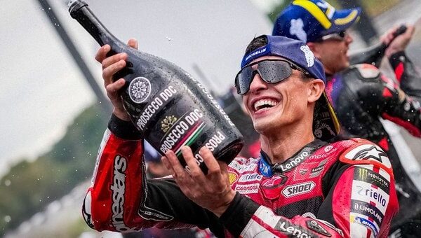 Marc Marquez au guidon de sa Ducati en MotoGP.