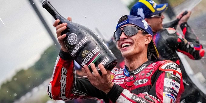 Marc Marquez au guidon de sa Ducati en MotoGP.