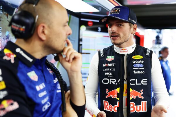 Portrait de Gianpiero Lambiase, ingénieur de course de Max Verstappen chez Red Bull et futur responsable de l’équipe de course McLaren.