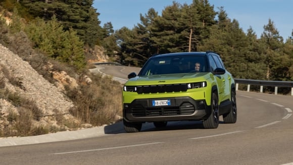 Le Jeep Compass fait partie de la nouvelle offre de Stellantis pour les taxis.