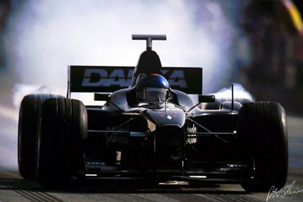Portrait de John Barnard, concepteur britannique de monoplaces de F1.