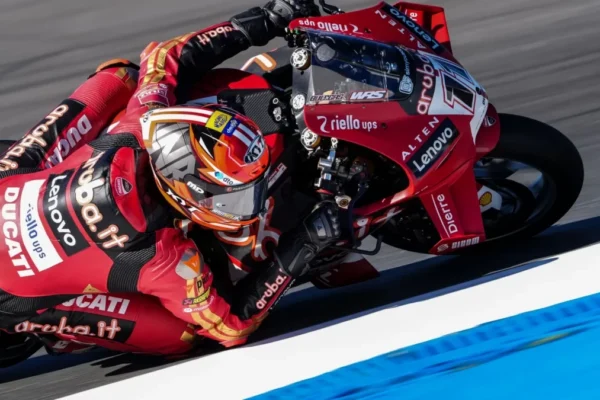 Le classement de la première séance d’essais libres du Superbike sur le circuit d’Estoril.