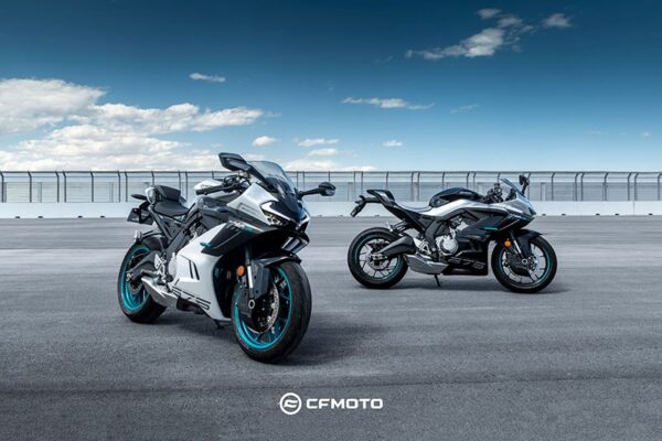 Une CFMOTO 675SR-R, future moto du Championnat du Monde FIM de vitesse moto féminine.