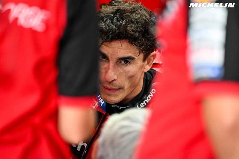 Marc Marquez au guidon de sa Ducati sur le circuit de Mandalika.