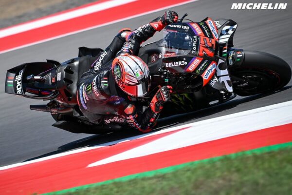 Marco Bezzecchi au guidon de son Aprilia RS-GP lors du GP d’Indonésie à Mandalika.