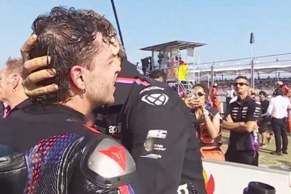 Marco Bezzecchi sur son Aprilia lors du Grand Prix d’Indonésie à Mandalika.