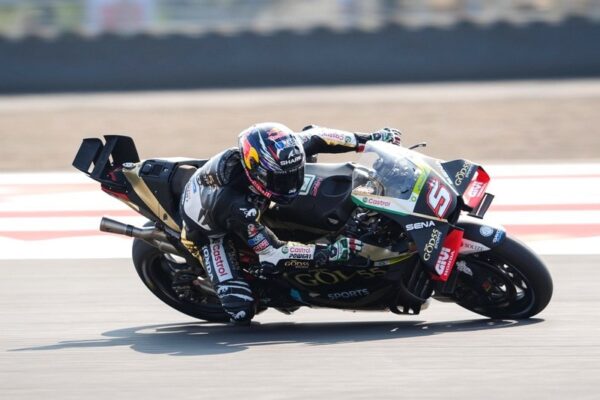 Johann Zarco au guidon de sa Honda lors du Grand Prix d'Indonésie.