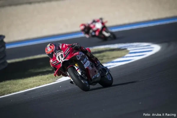 Classement de la course 2 du Superbike à Estoril, remportée par Nicolò Bulega devant Iker Lecuona et Alberto Surra.