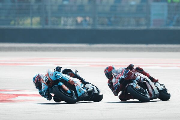 Ai Ogura au guidon de son Aprilia Trackhouse sur le circuit de Mandalika lors du GP d’Indonésie.