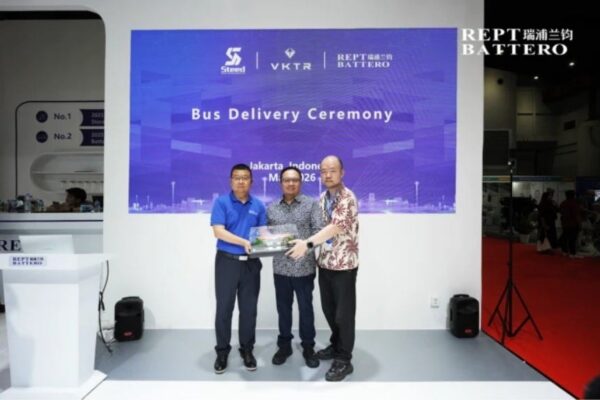 Batteries pour voitures électriques produites par REPT Battero Indonesia.