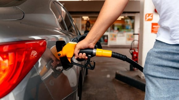 Dispositif prévu pour aider 339 stations-service rurales à répercuter la baisse du gazole.