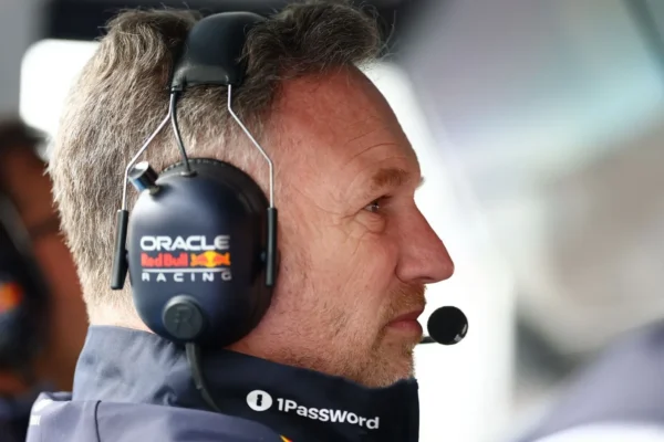 Christian Horner dans le paddock de la Formule 1.
