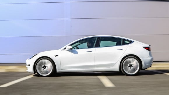 La Tesla Model 3 avant restylage.
