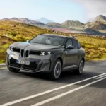 Le BMW iX5 au même prix que le X5 hybride rechargeable