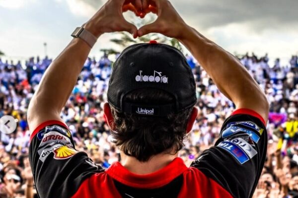 Marc Marquez au guidon de sa Ducati en MotoGP.