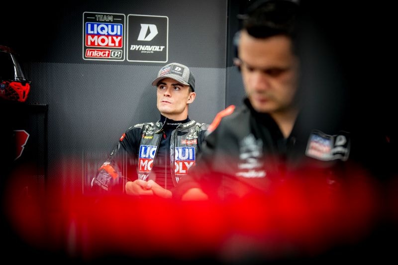 Manuel González au guidon de sa Moto2 de l’écurie Intact GP.